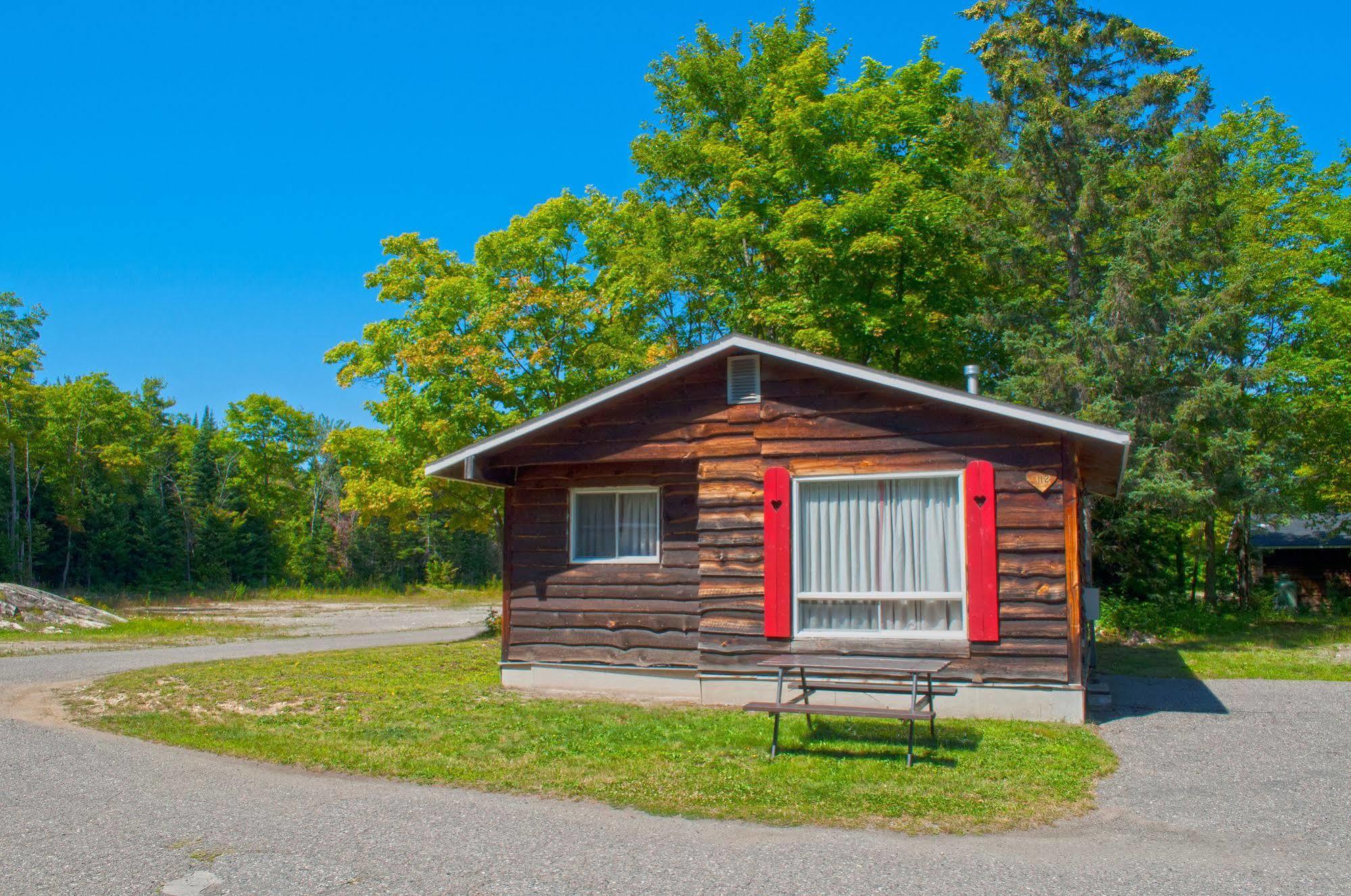 Glenview Cottages Sault Ste. Marie Exterior photo